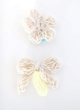 Load image into Gallery viewer, Finger Knitting for Kids: Super Cute &amp; Easy Things to Make
